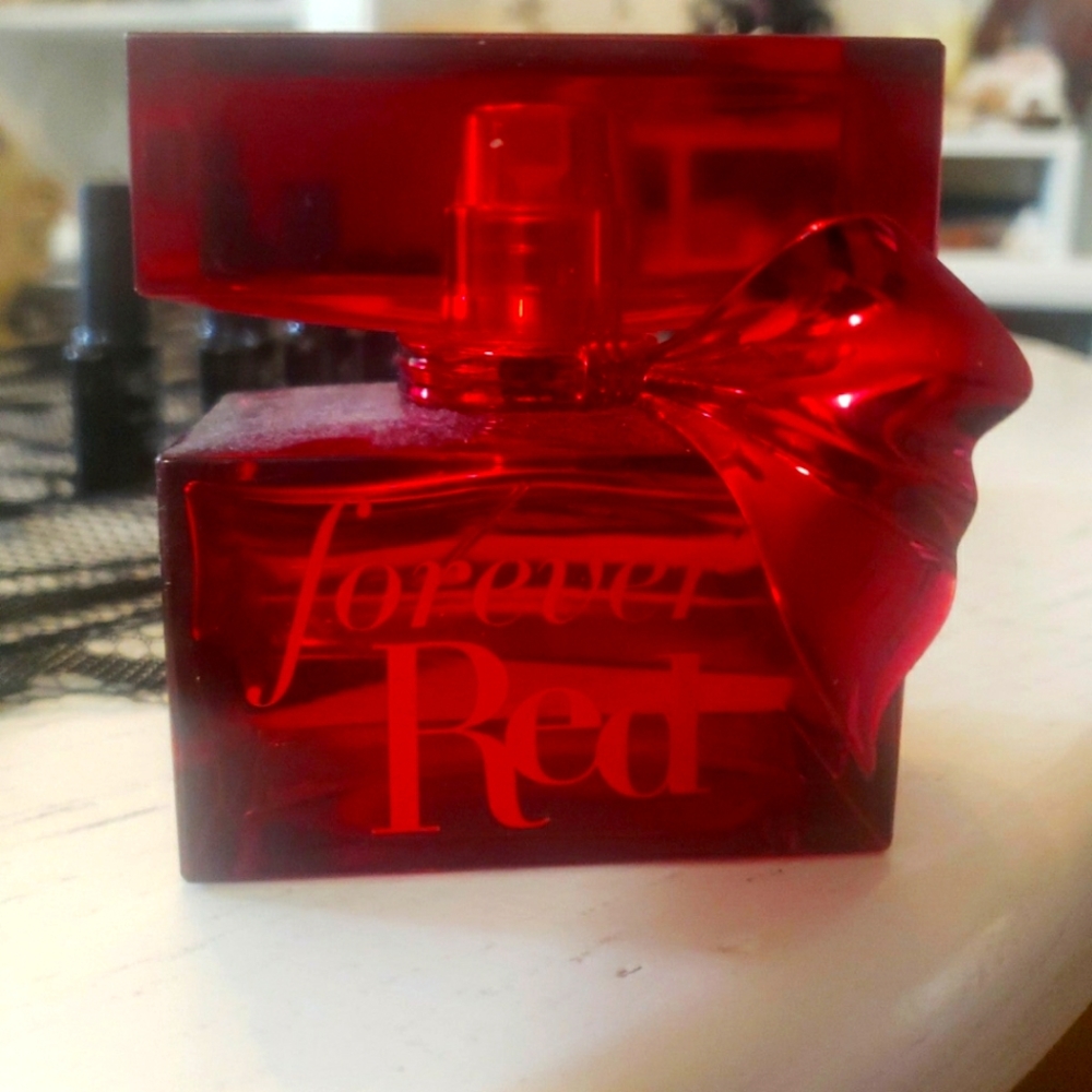 Bath and body works forever red perfume